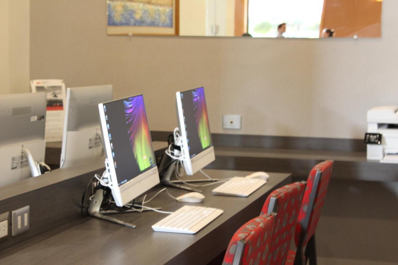 Holiday Inn Express Chihuahua By Ihg Exterior photo