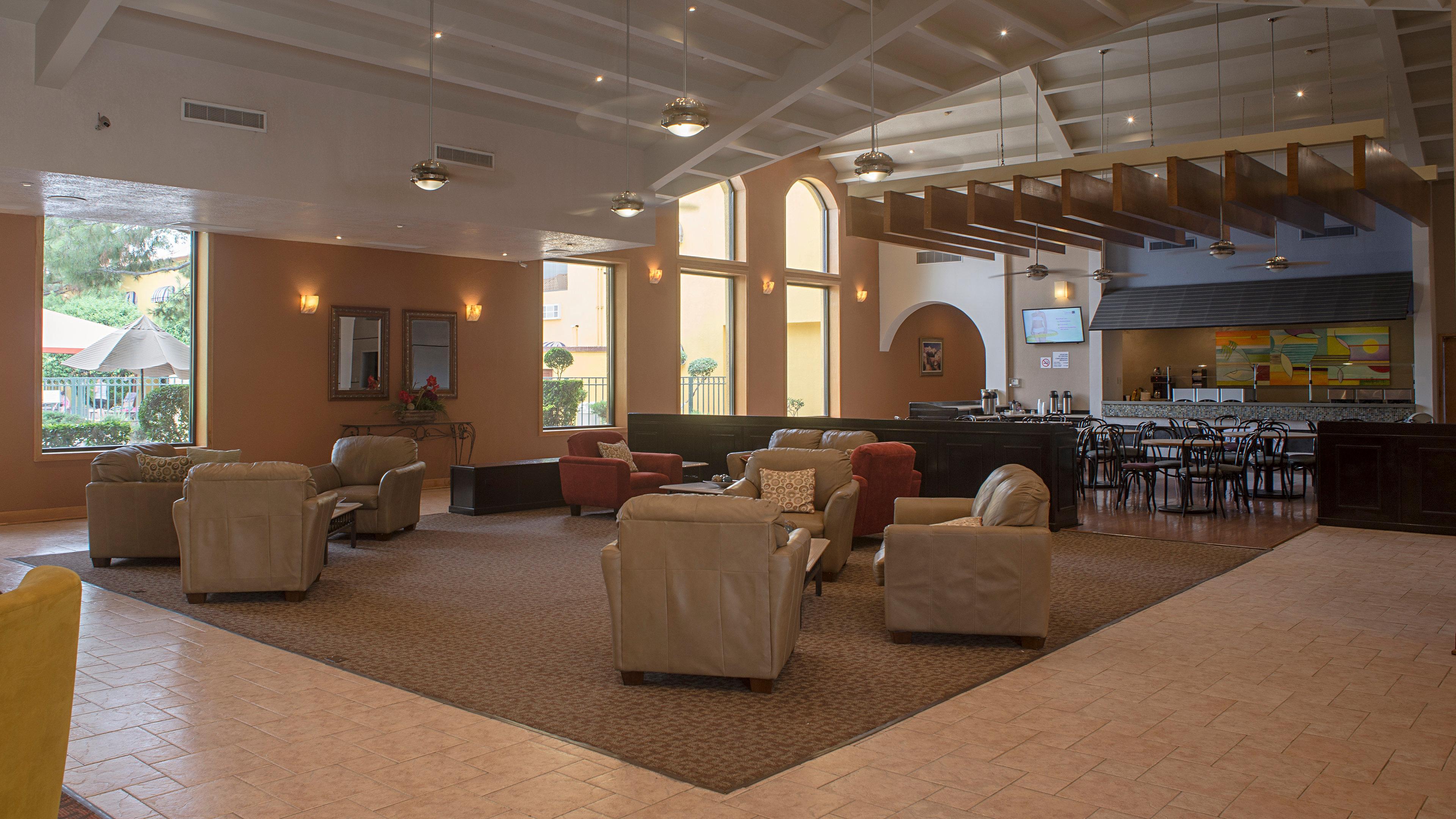 Holiday Inn Express Chihuahua By Ihg Exterior photo